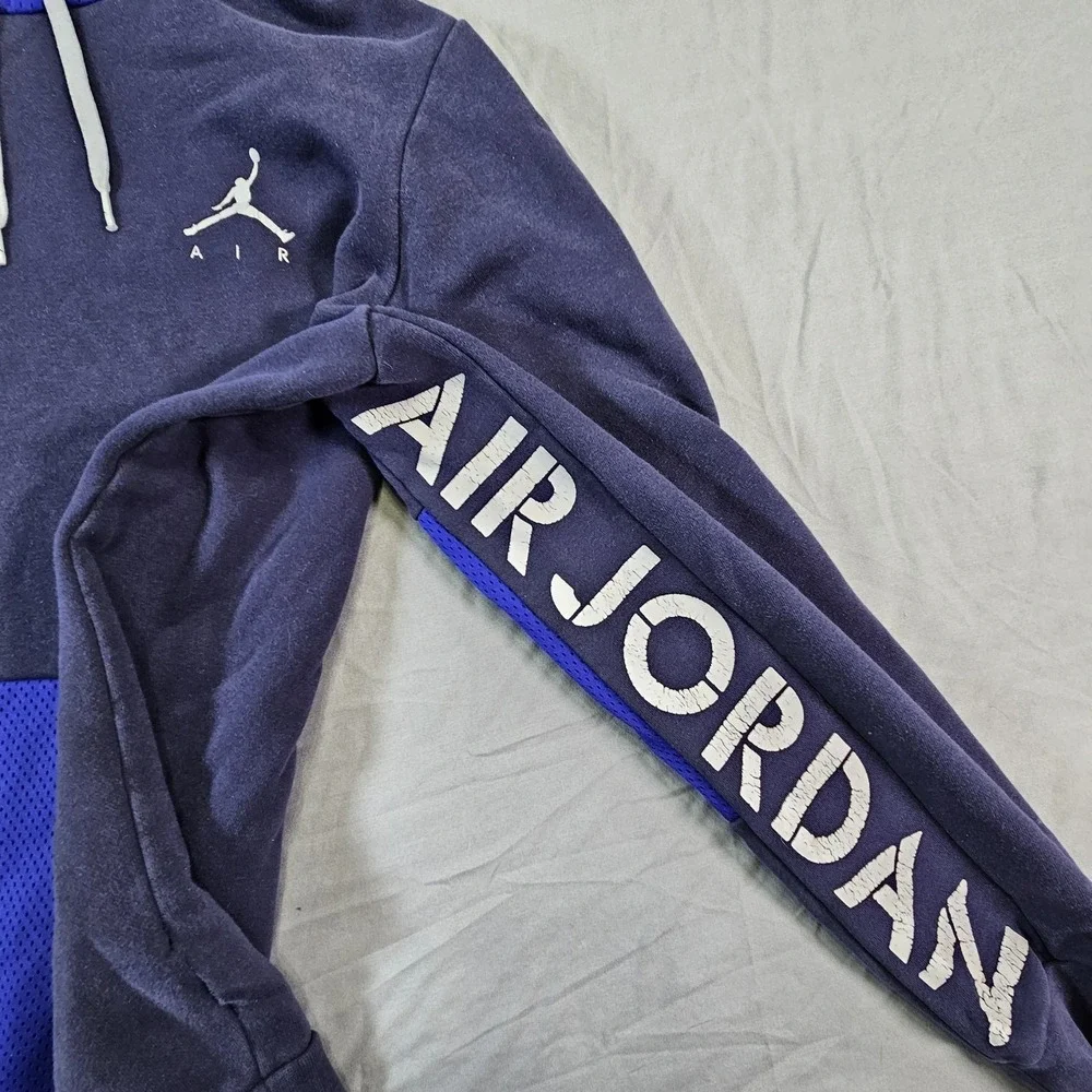 Air Jordan Sweatshirt Mens Large Air Jordan Logo Contrasting Colors Blue